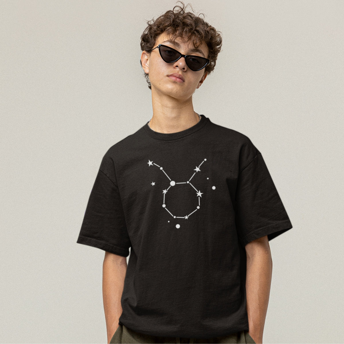 Must UNISEX T-särk Tähtkuju Jäär