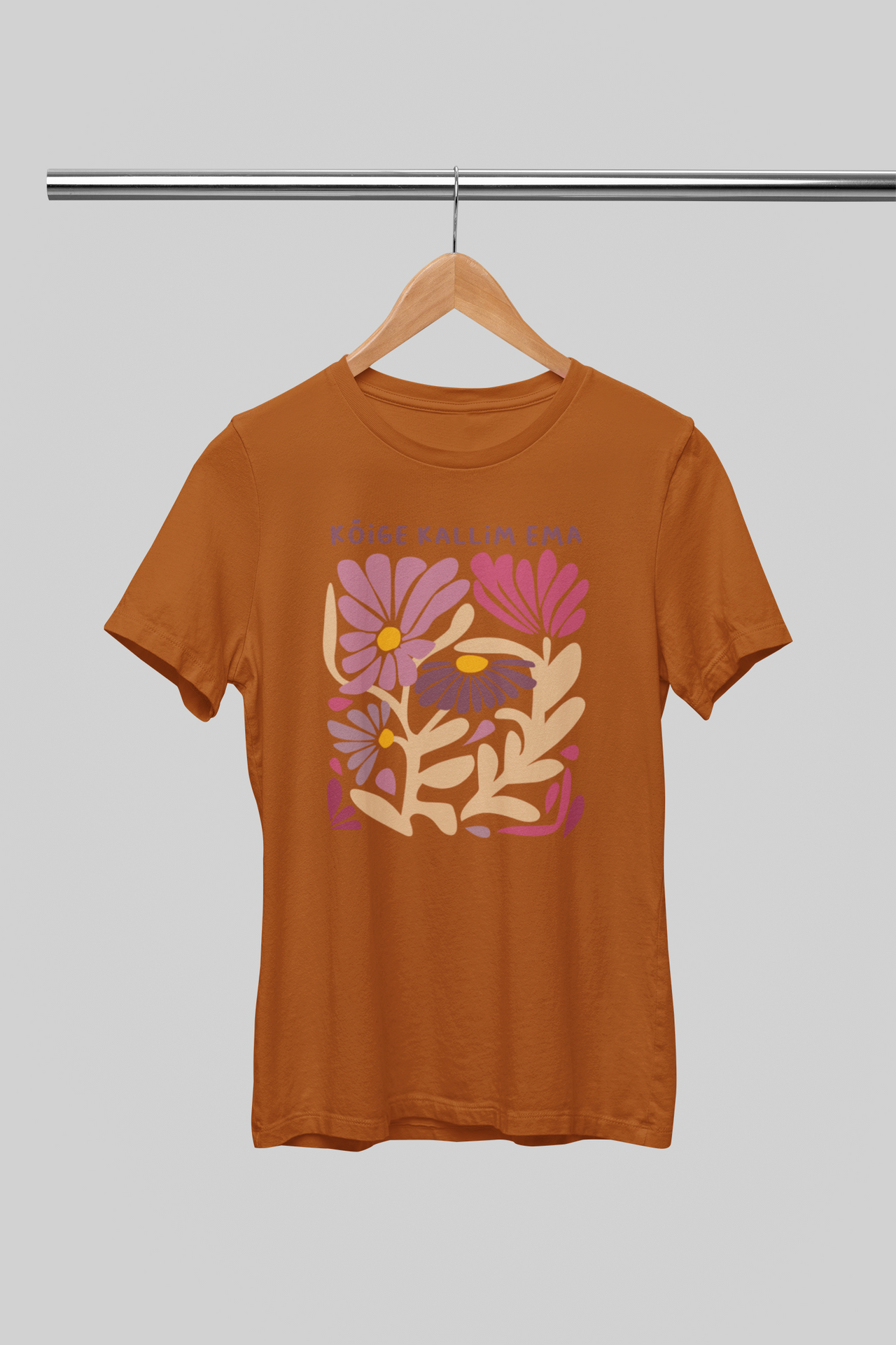 Earth Tone UNISEX T-shirts "Stiilne ema"