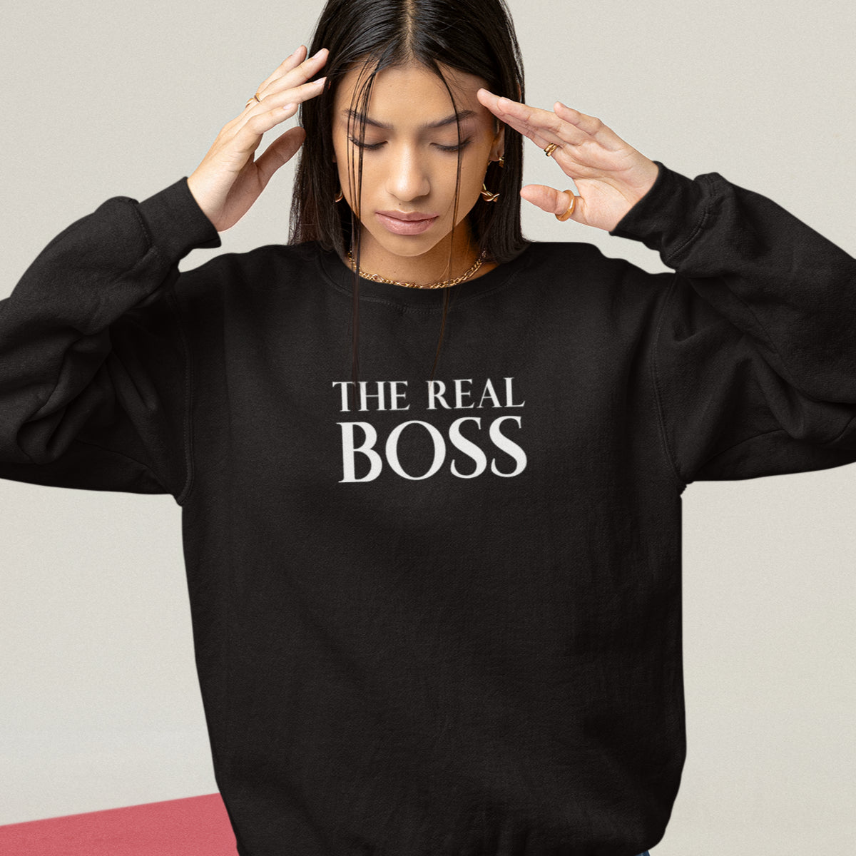 Mustad kapuutsita dressipluusid paaridele „Ülemus &amp; Tõeline ülemus“